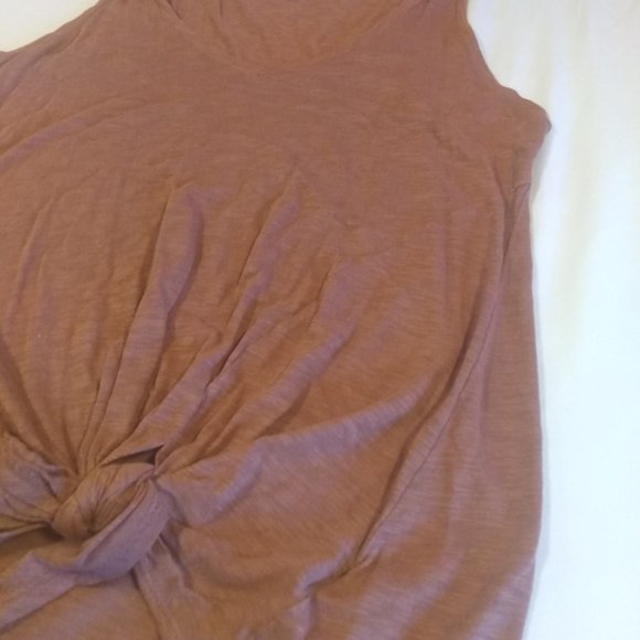 Express tank top tied in front - Picture 3 of 4